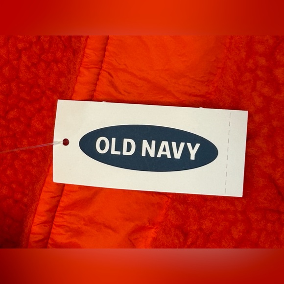 Old Navy warm, cozy, soft bright red Sherpa Snap-Front Flurry Crop Jacket NWT LG - Picture 9 of 9